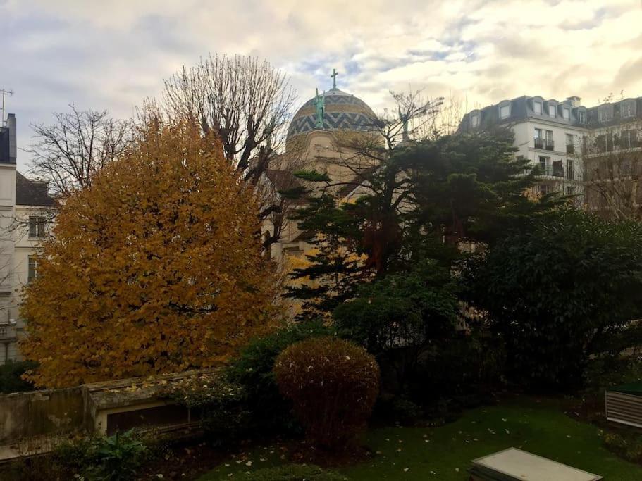 Private Bedroom 2 Near Eiffel Tower, Saint Germain Paris Ngoại thất bức ảnh